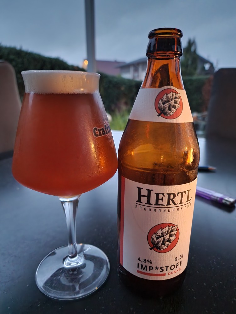 Hertl Impfstoff dunkel